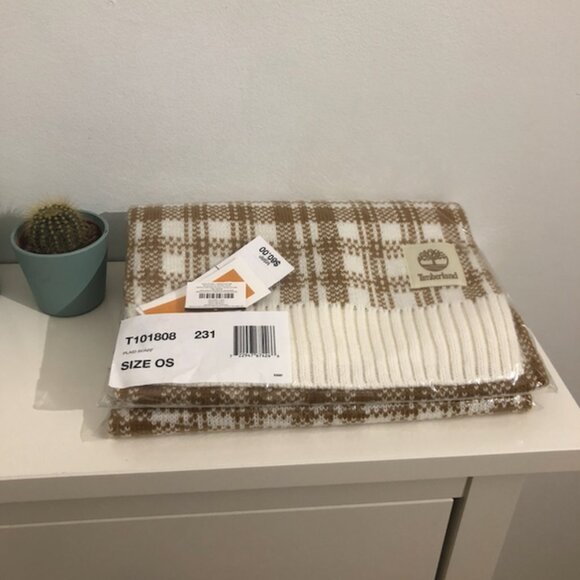 Timberland Buffalo Plaid Scarf - Picture 1 of 4